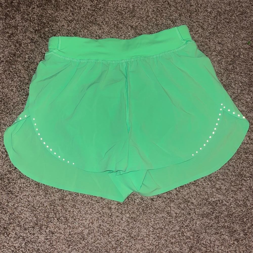 Fast and Free Reflective High-Rise Classic-Fit Short 3"